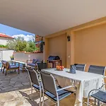 Cissana By Guide Вилла Перой