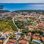 Cissana By Guide * Перой