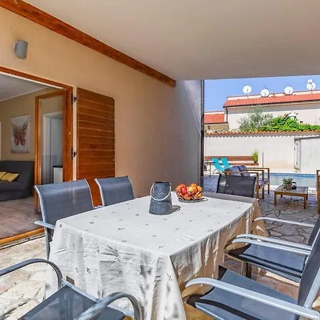 Cissana By Guide * Peroj