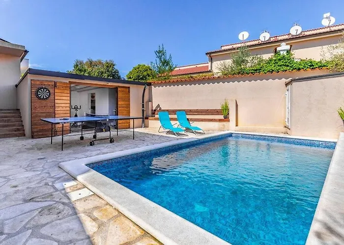 Villa Cissana By Guide